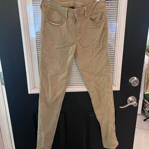 American Eagle Outfitters Women's Skinny Pants - Tan